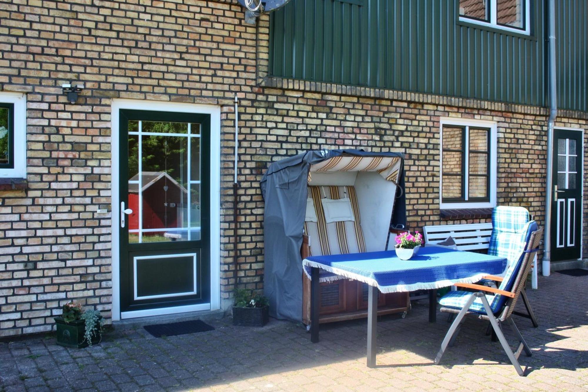 Detjens - Fewo In Ruhiger Lage Mit Terrasse Und Garten Ellingstedt Exterior photo